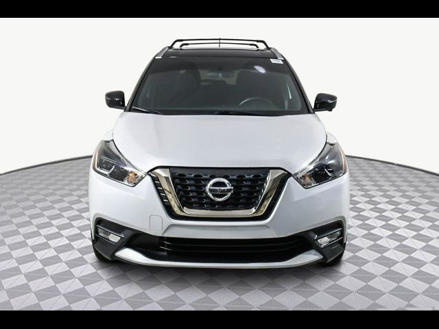 2019 Nissan Kicks SR