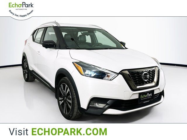 2019 Nissan Kicks SR