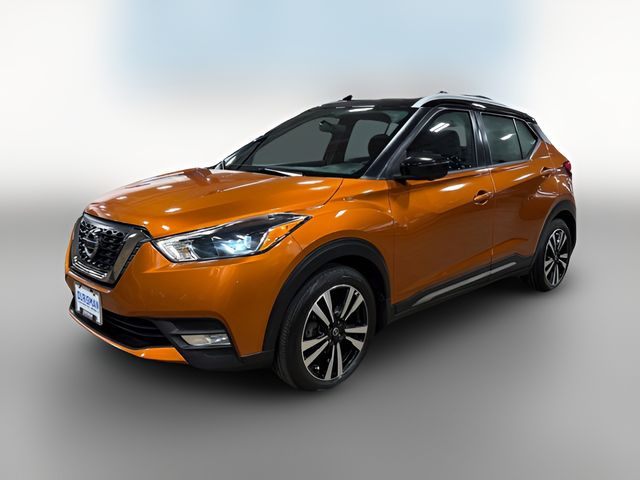 2019 Nissan Kicks SR