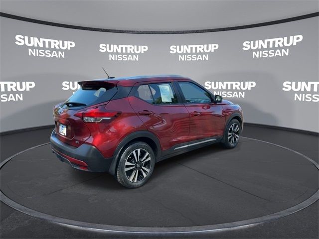 2019 Nissan Kicks SR