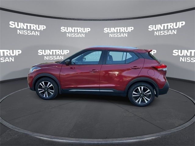 2019 Nissan Kicks SR