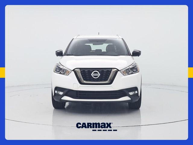 2019 Nissan Kicks SR