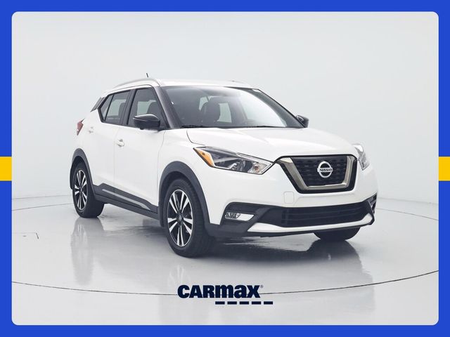 2019 Nissan Kicks SR