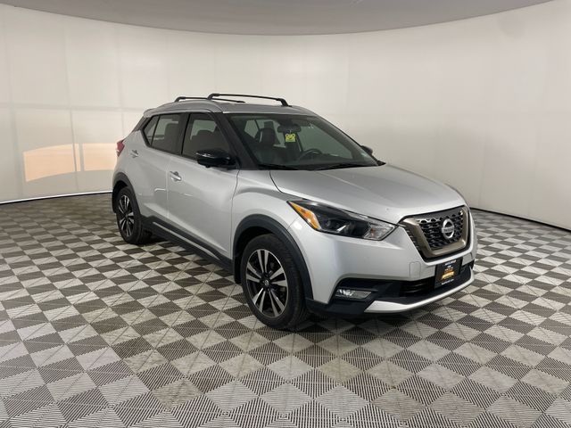 2019 Nissan Kicks SR
