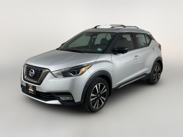 2019 Nissan Kicks SR