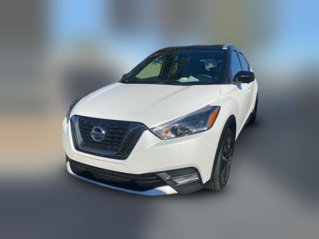 2019 Nissan Kicks SR