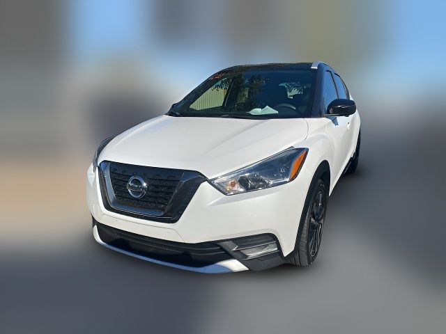 2019 Nissan Kicks SR