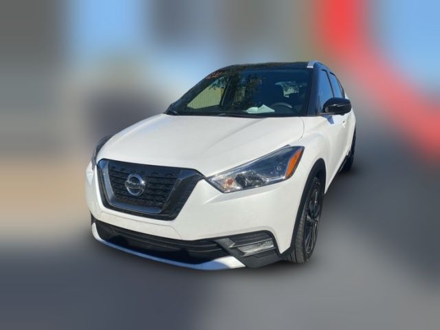 2019 Nissan Kicks SR