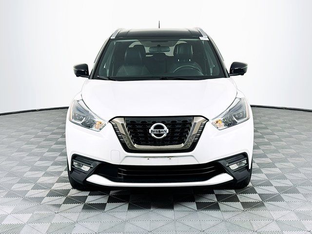 2019 Nissan Kicks SR