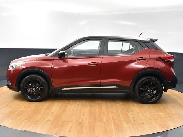 2019 Nissan Kicks SR