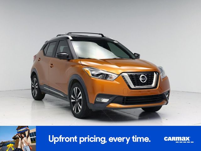 2019 Nissan Kicks SR