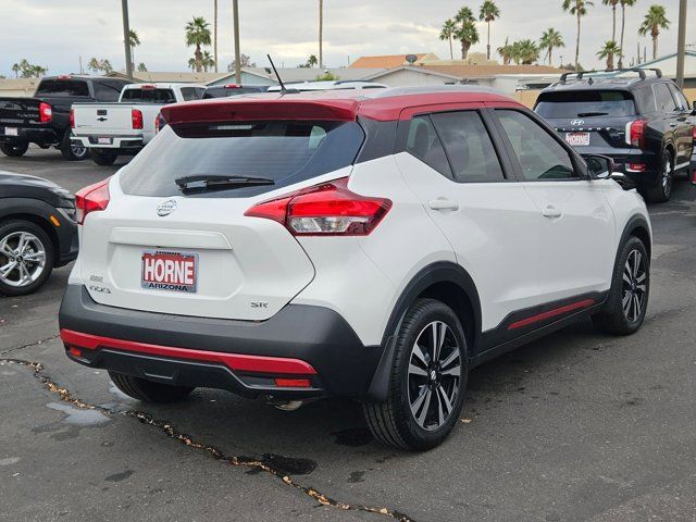 2019 Nissan Kicks SR