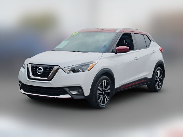 2019 Nissan Kicks SR