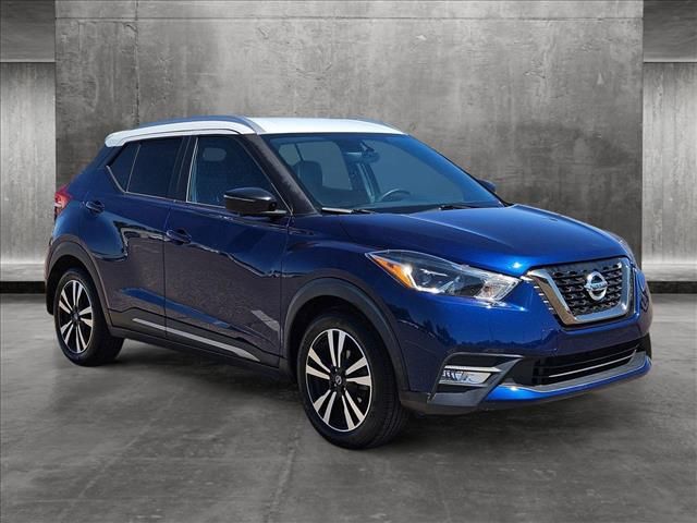 2019 Nissan Kicks SR