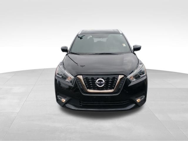 2019 Nissan Kicks SR