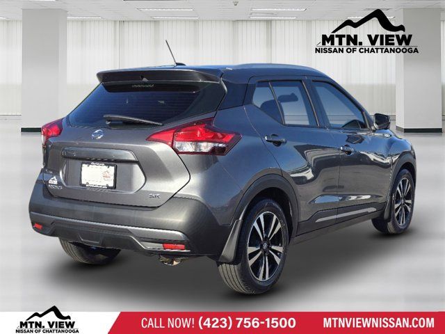 2019 Nissan Kicks SR