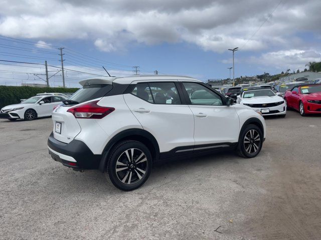 2019 Nissan Kicks SR