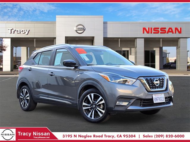 2019 Nissan Kicks SR