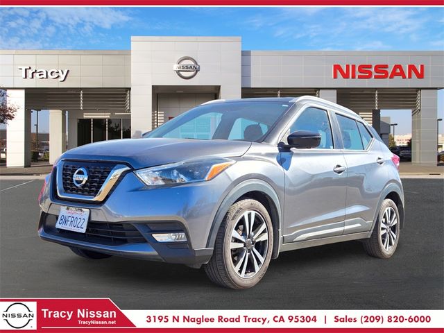 2019 Nissan Kicks SR