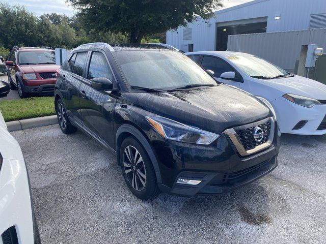 2019 Nissan Kicks SR