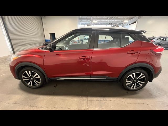 2019 Nissan Kicks SR