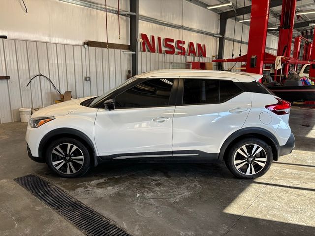 2019 Nissan Kicks SR