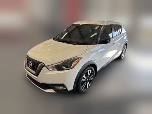 2019 Nissan Kicks SR