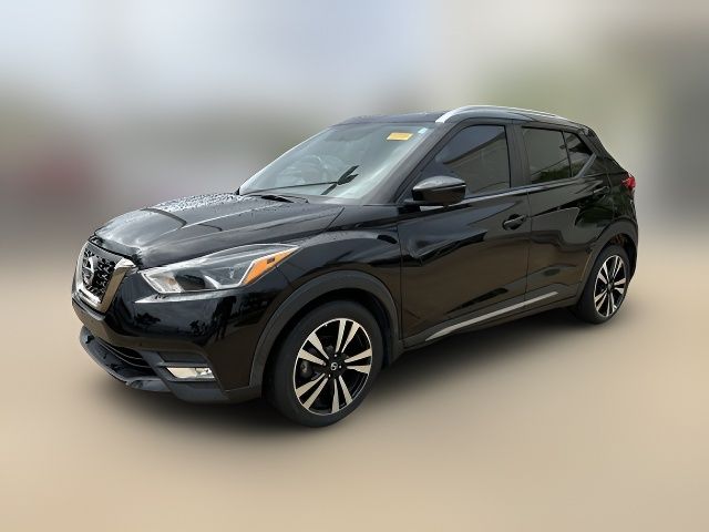 2019 Nissan Kicks SR