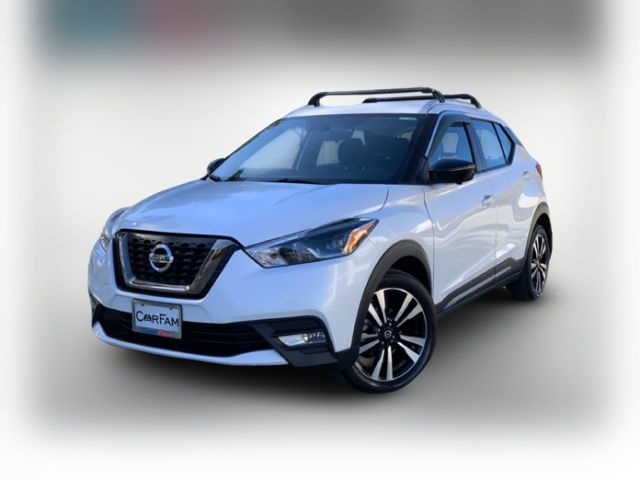 2019 Nissan Kicks SR