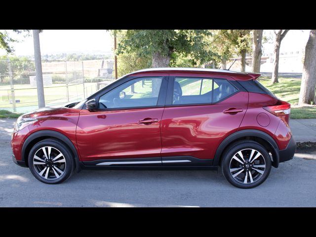 2019 Nissan Kicks SR