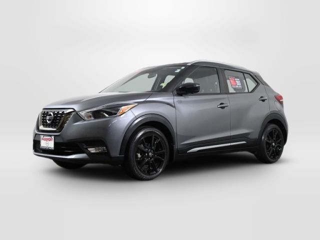 2019 Nissan Kicks SR