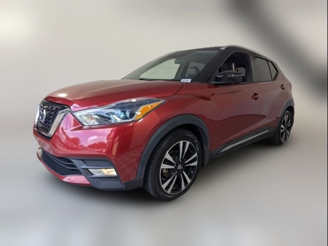 2019 Nissan Kicks SR