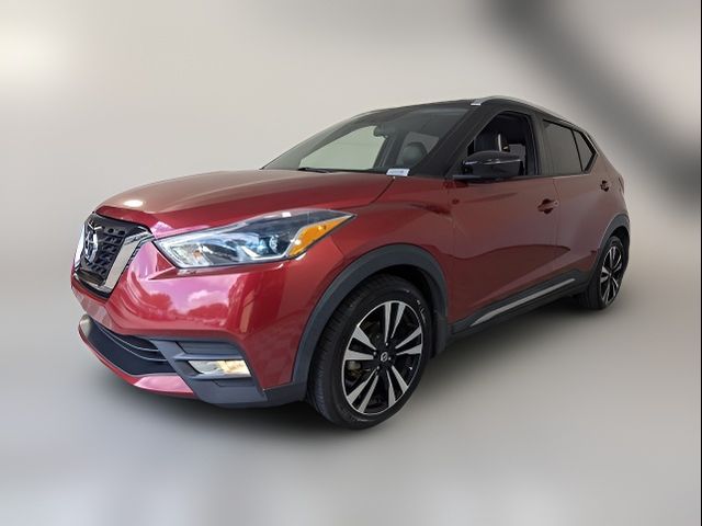 2019 Nissan Kicks SR