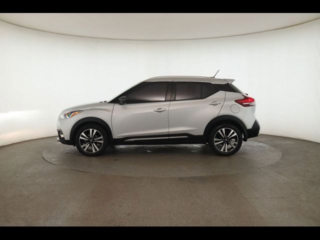 2019 Nissan Kicks SR