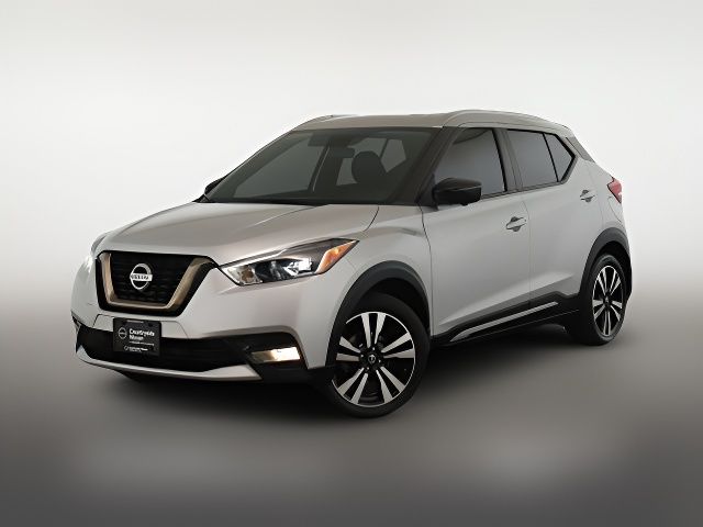 2019 Nissan Kicks SR