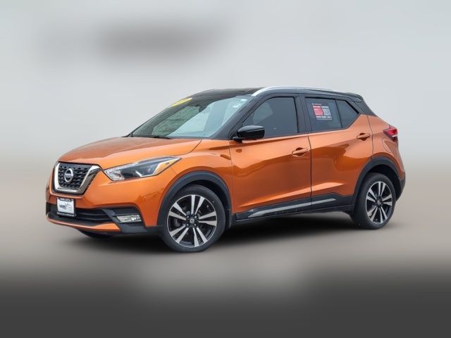 2019 Nissan Kicks SR