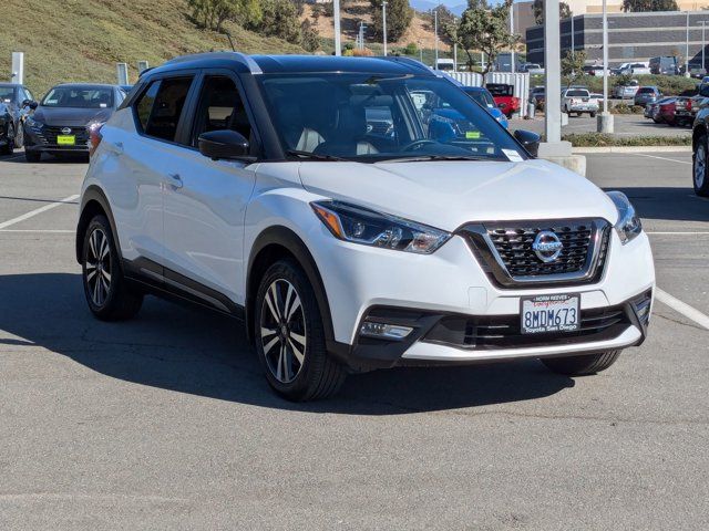 2019 Nissan Kicks SR