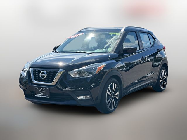 2019 Nissan Kicks SR