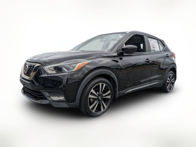 2019 Nissan Kicks SR