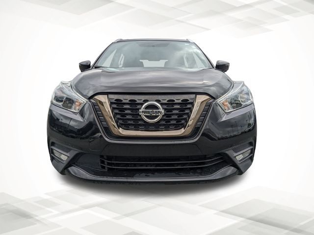 2019 Nissan Kicks SR