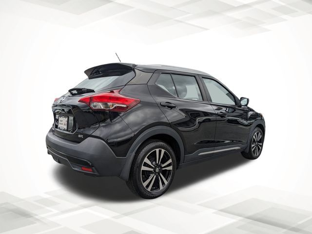 2019 Nissan Kicks SR