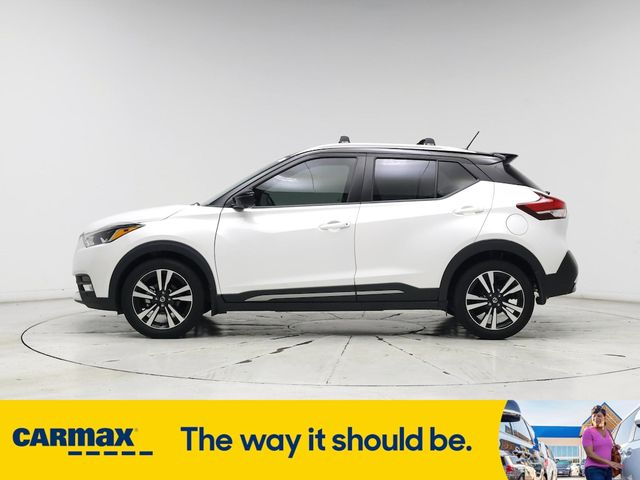 2019 Nissan Kicks SR
