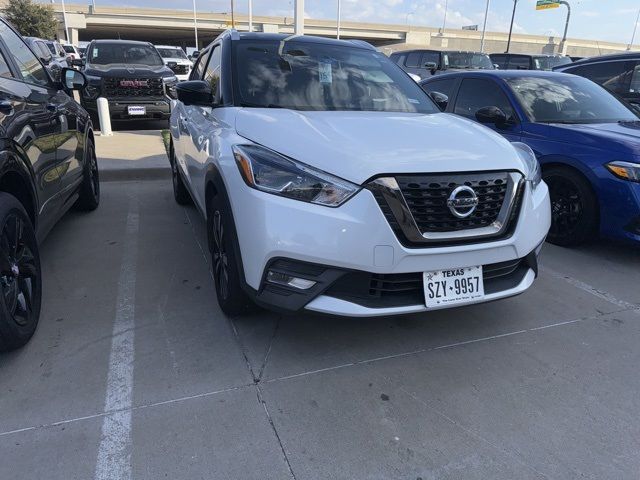 2019 Nissan Kicks SR