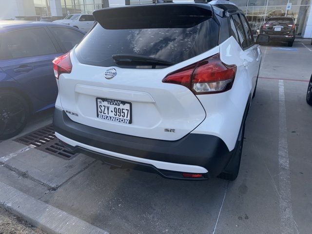 2019 Nissan Kicks SR