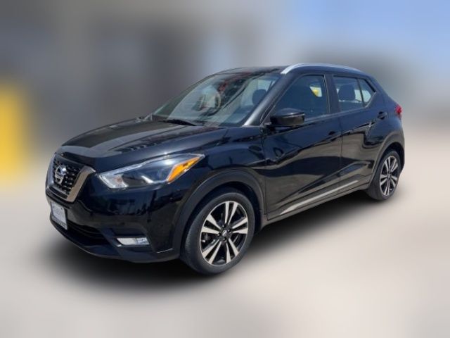 2019 Nissan Kicks SR