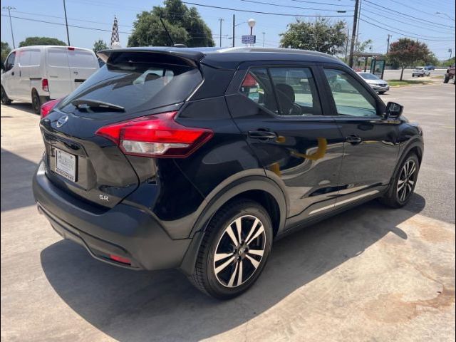 2019 Nissan Kicks SR