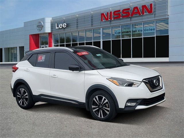 2019 Nissan Kicks SR