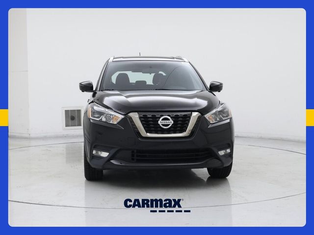 2019 Nissan Kicks SR