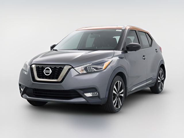 2019 Nissan Kicks SR