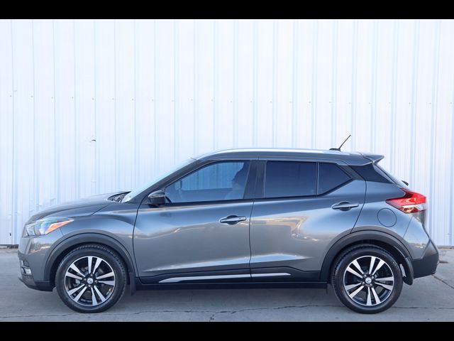 2019 Nissan Kicks SR